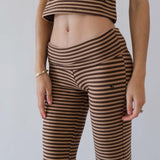 Stretch Flares in Mocha
