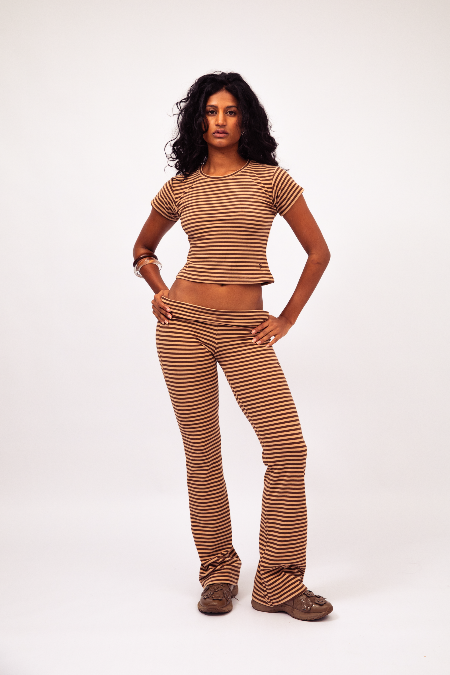 Stretch Tee in Mocha