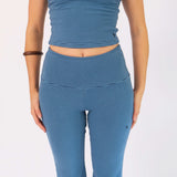 Stretch Flares in Blueberry