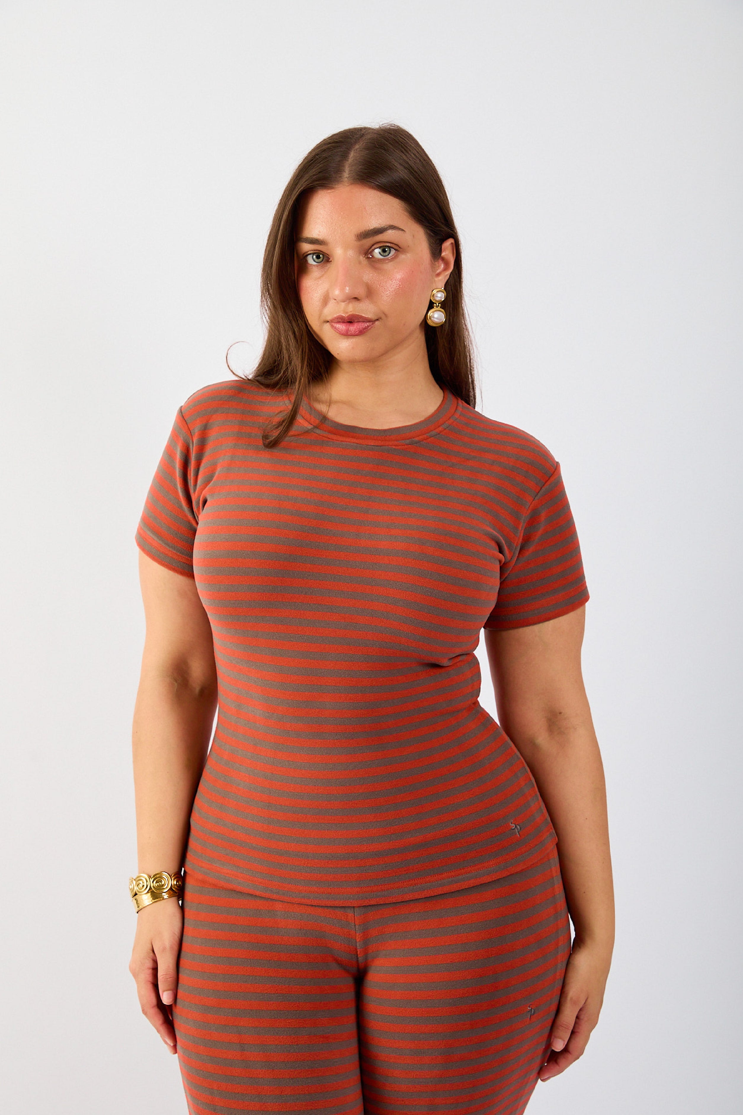 Stretch Tee in Crimson