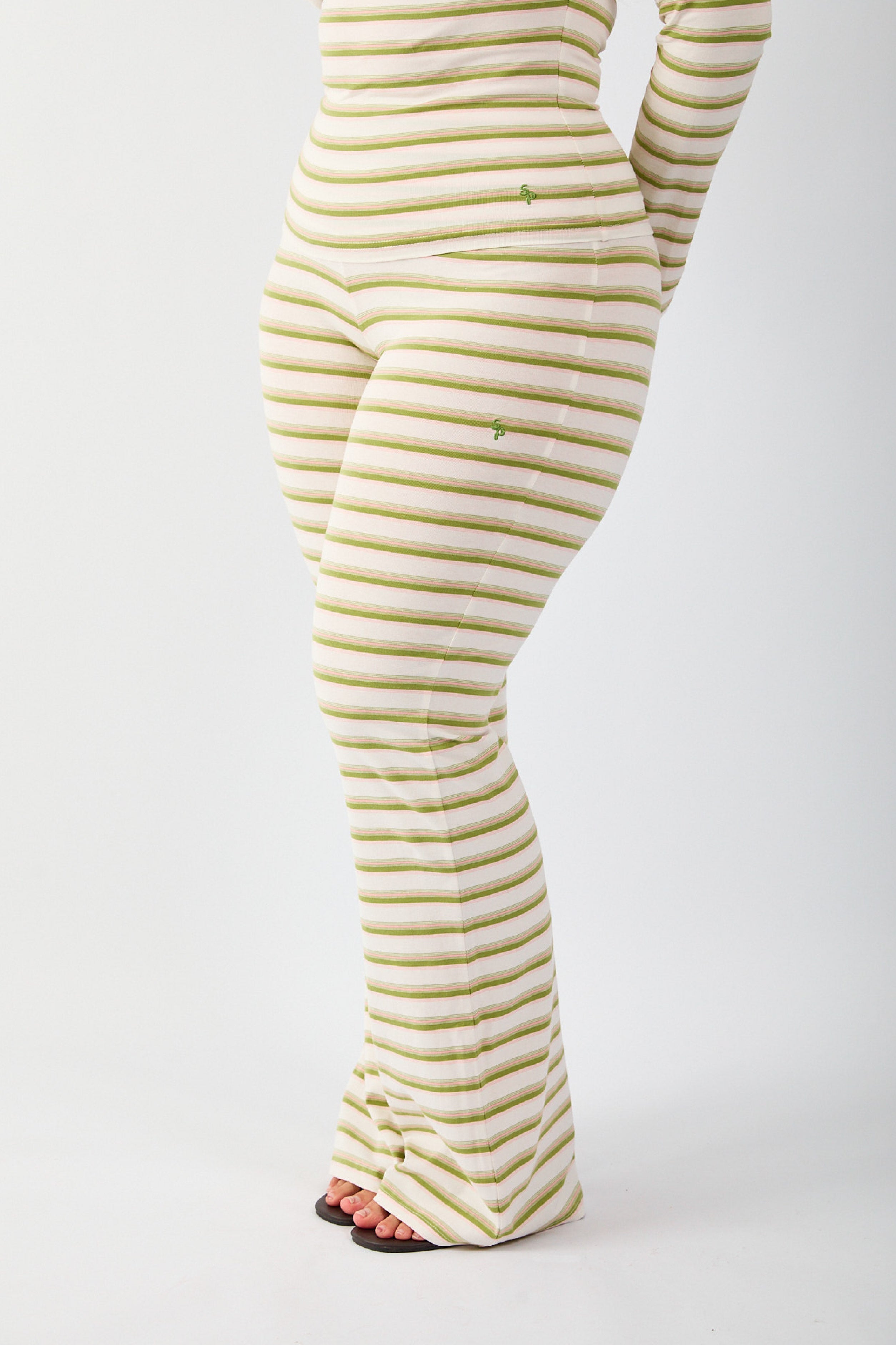 Stretch Flare in Fern