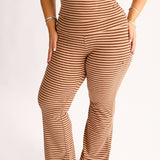 Stretch Flares in Mocha