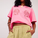 Shell Boyfriend Tee in Pink